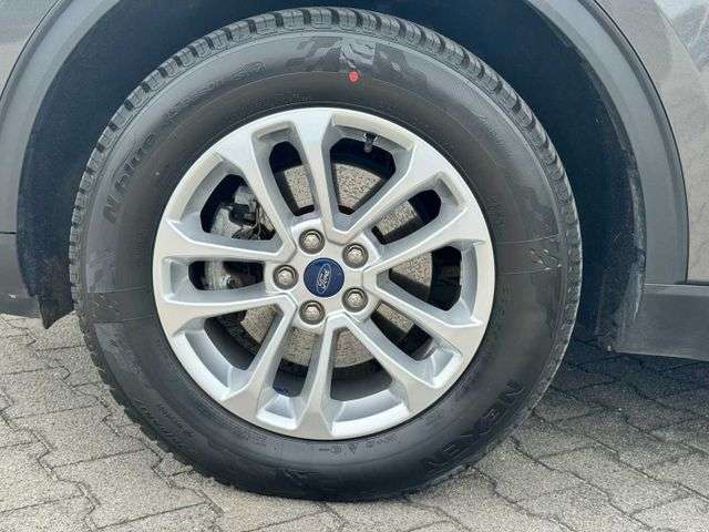 Fahrzeugbild eines Ford Kuga