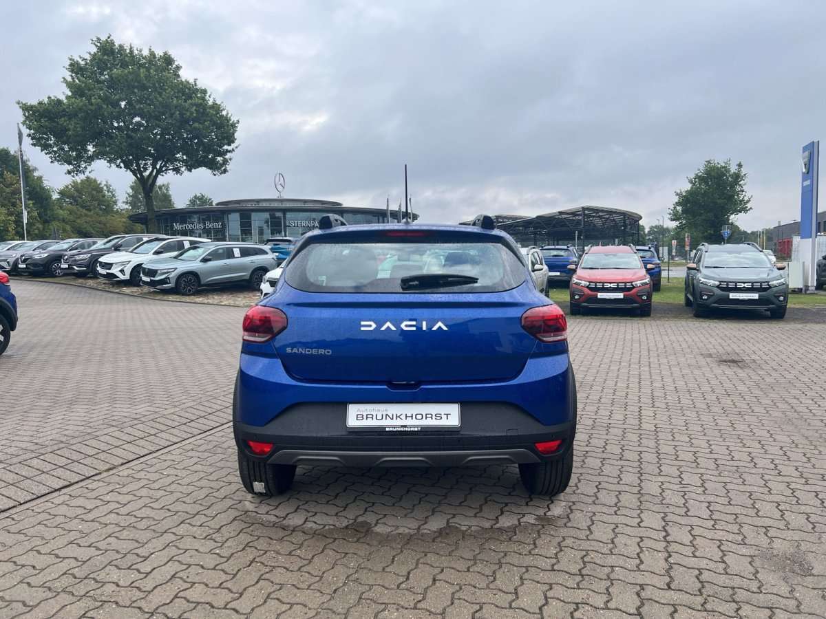 Fahrzeugbild eines Dacia Sandero