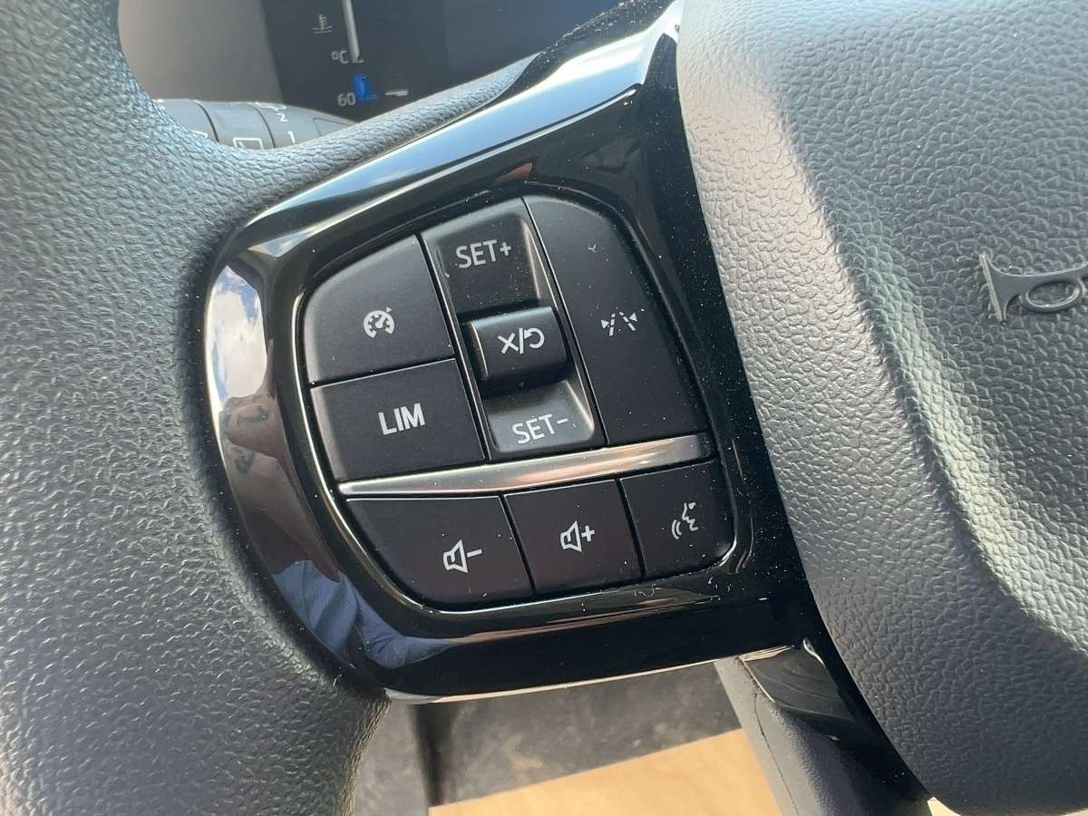 Fahrzeugbild eines Ford Transit Custom