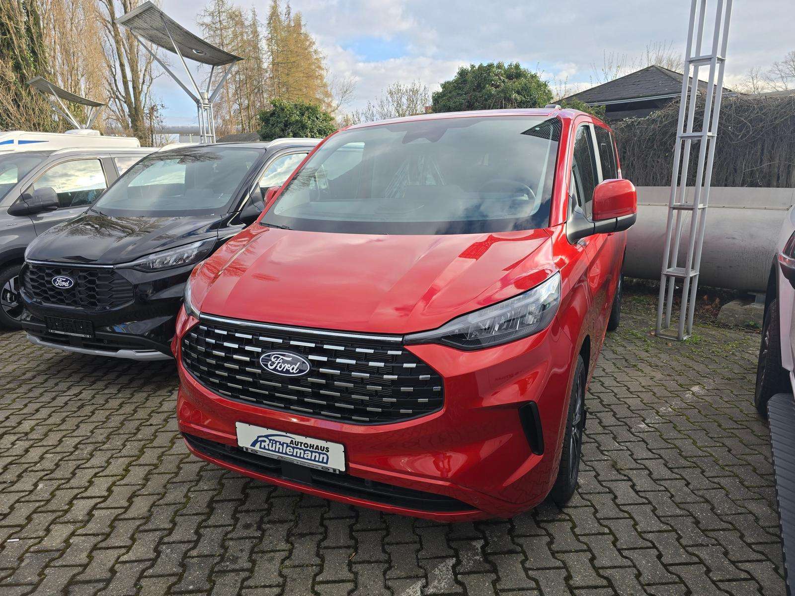 Fahrzeugbild eines Ford Tourneo Custom