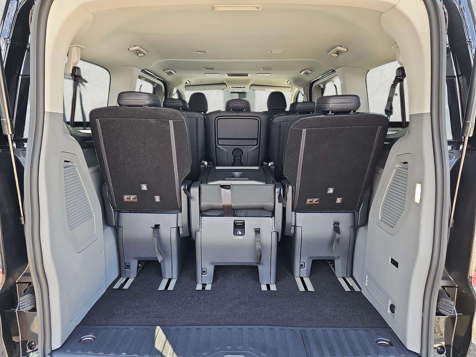 Fahrzeugbild eines Ford Tourneo Custom