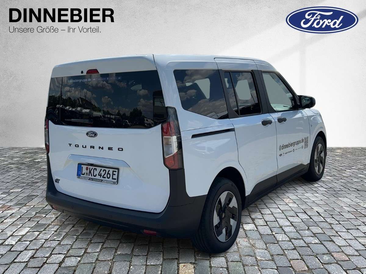 Fahrzeugbild eines Ford Tourneo Courier
