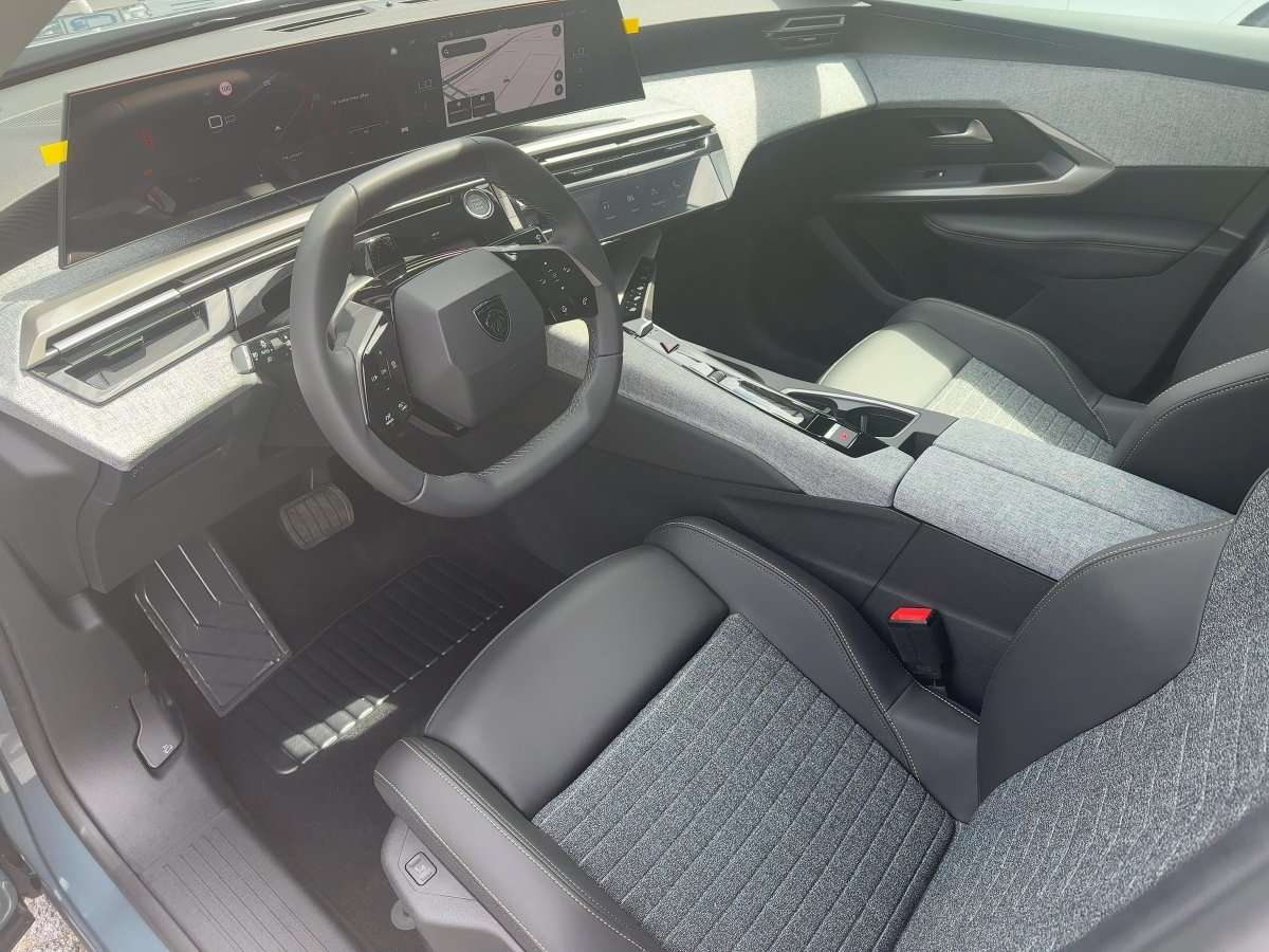 Fahrzeugbild eines Peugeot 3008