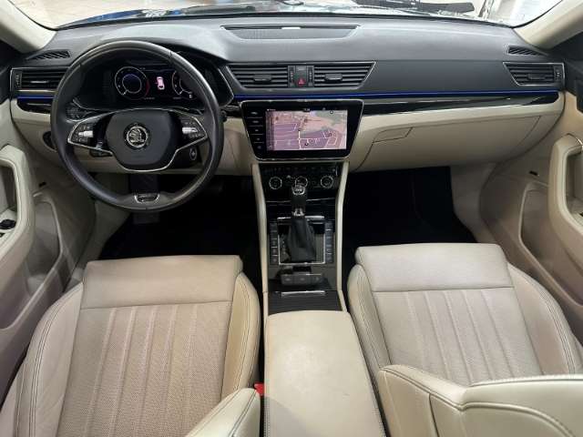 Fahrzeugbild eines Skoda Superb