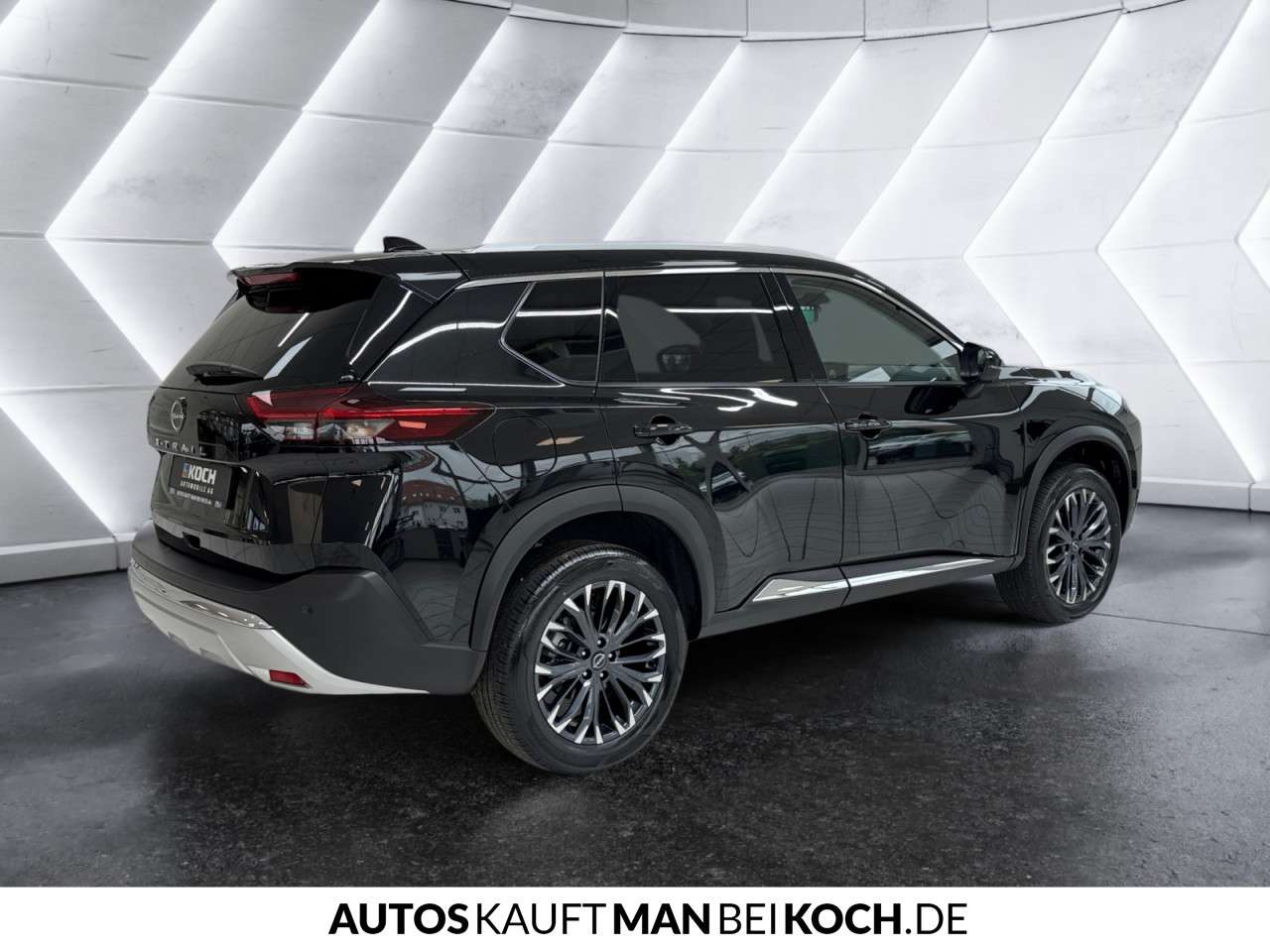 Fahrzeugbild eines Nissan X-TRAIL