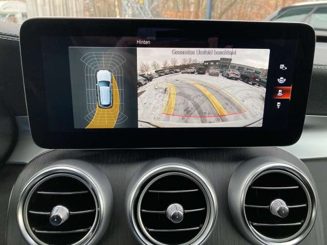 Fahrzeugbild eines Mercedes-Benz GLC