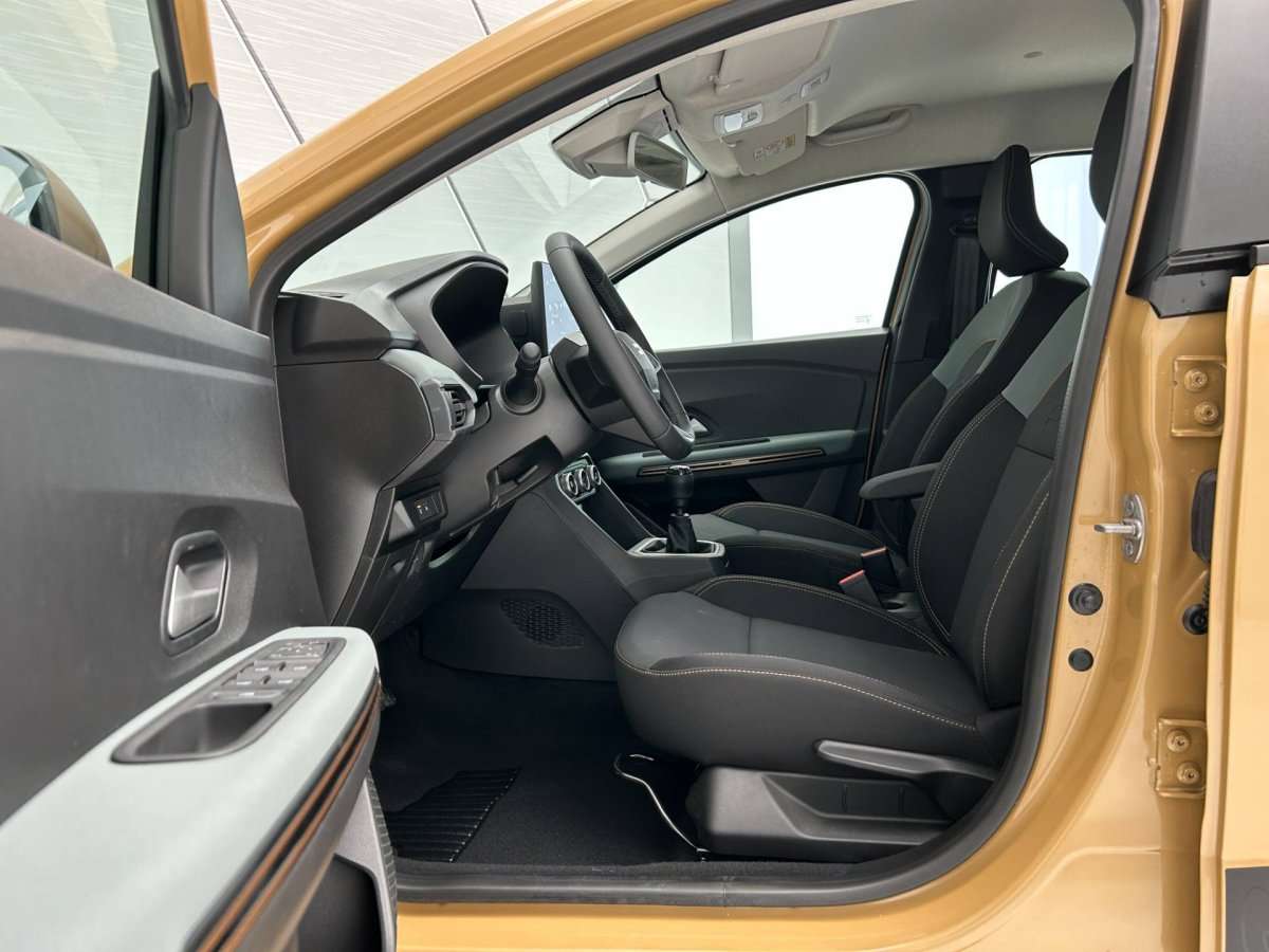 Fahrzeugbild eines Dacia Sandero