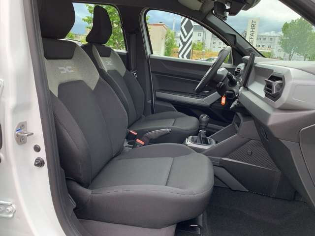 Fahrzeugbild eines Dacia Bigster