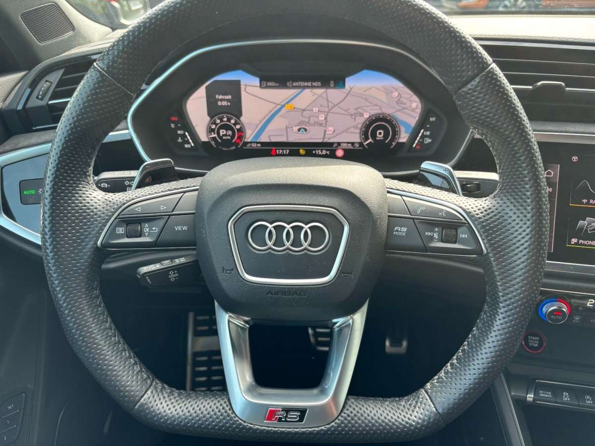 Fahrzeugbild eines Audi RS Q3
