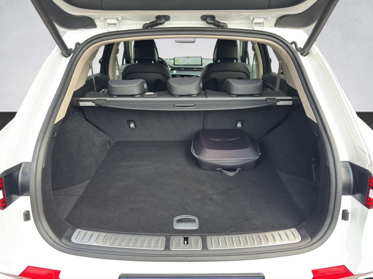 Fahrzeugbild eines Genesis GV70