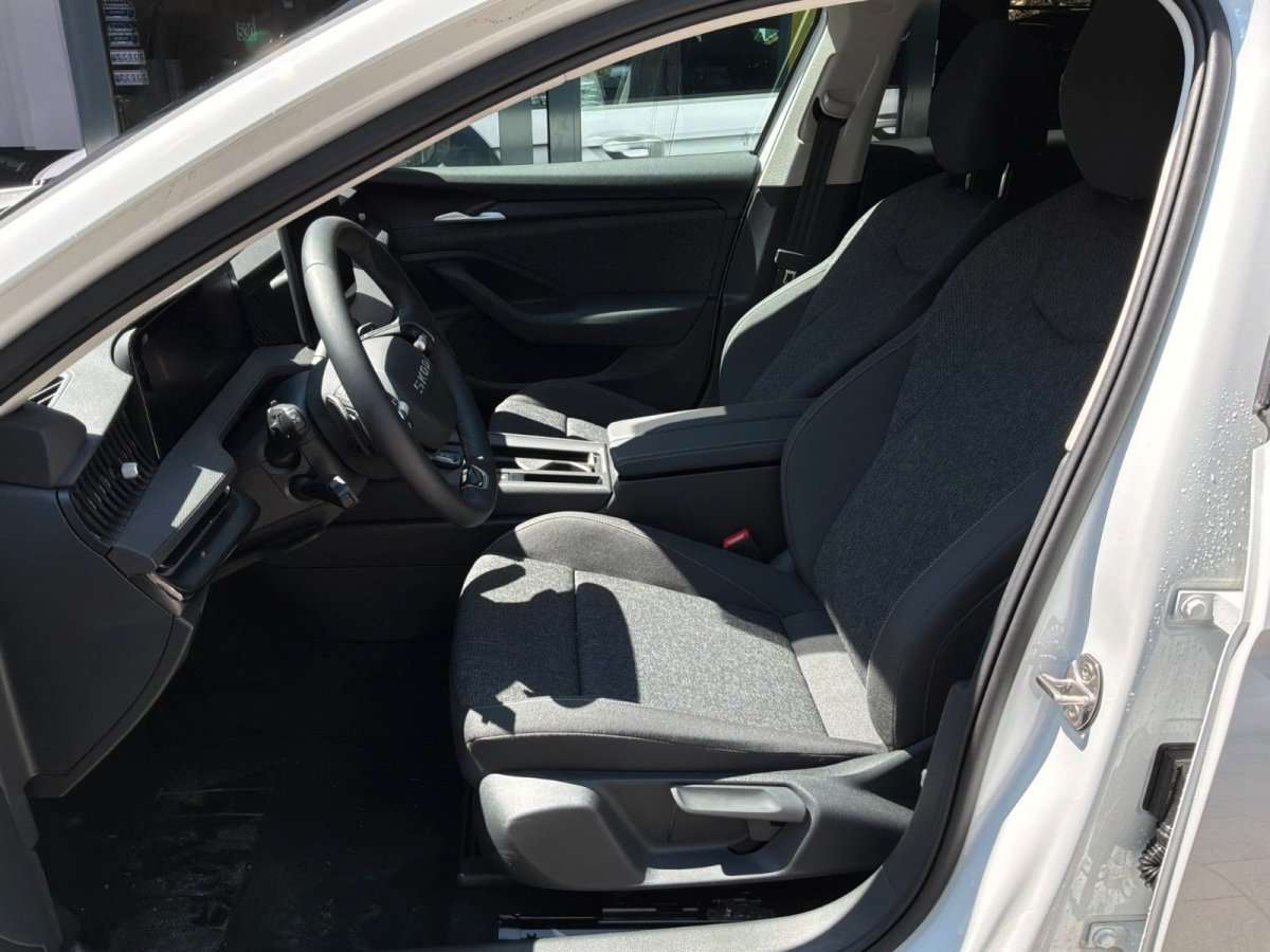 Fahrzeugbild eines Skoda Superb