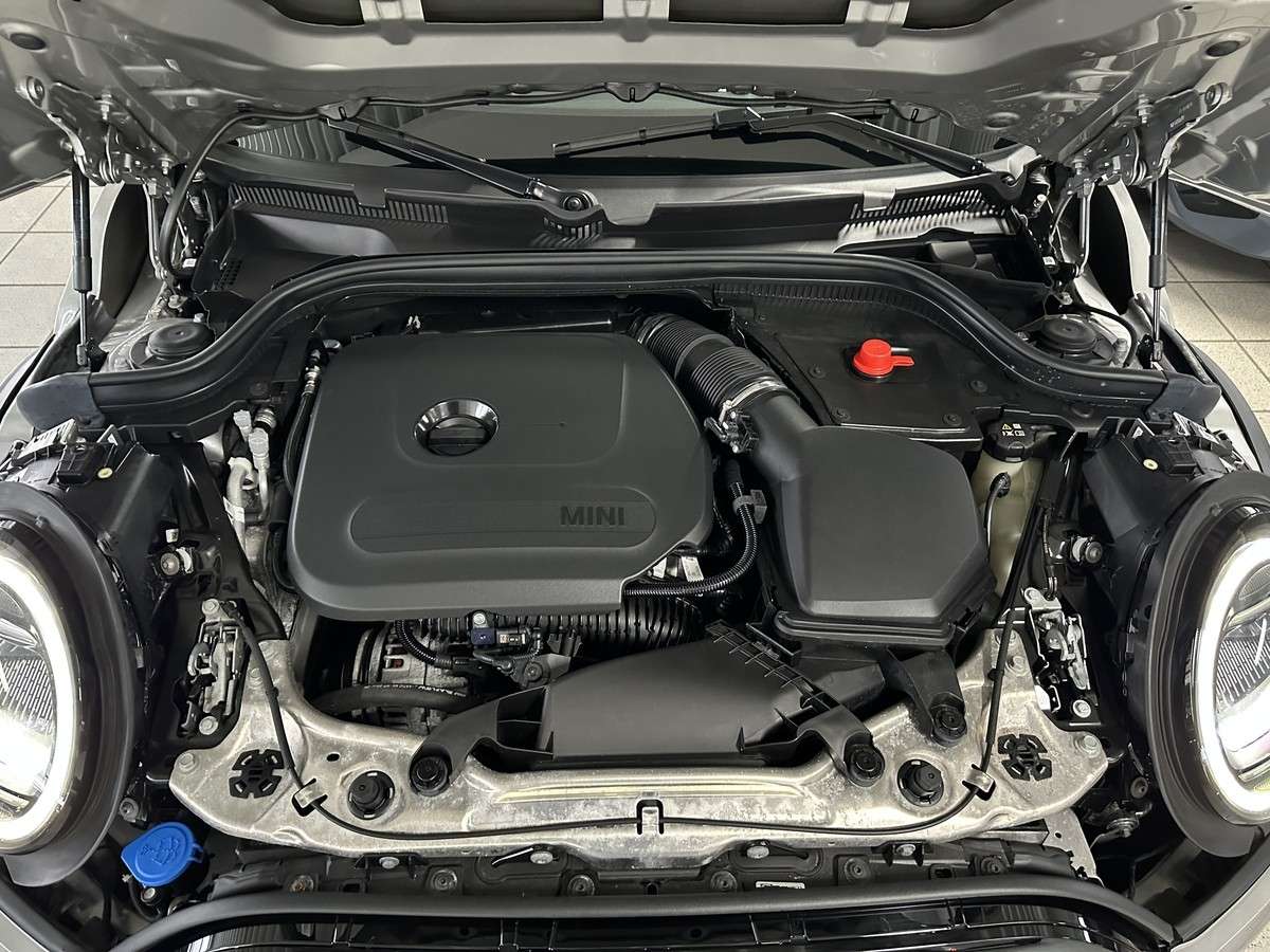 Fahrzeugbild eines MINI COOPER