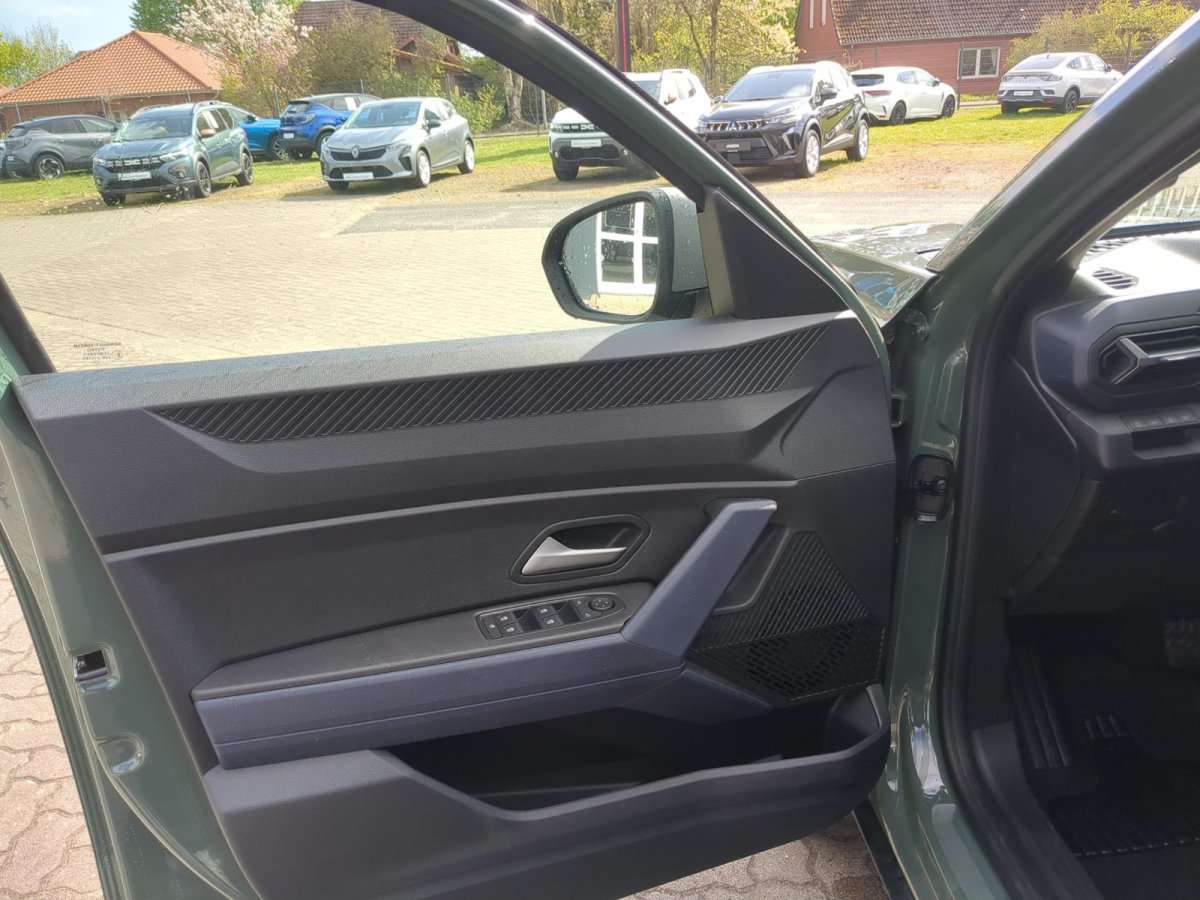 Fahrzeugbild eines Dacia Duster