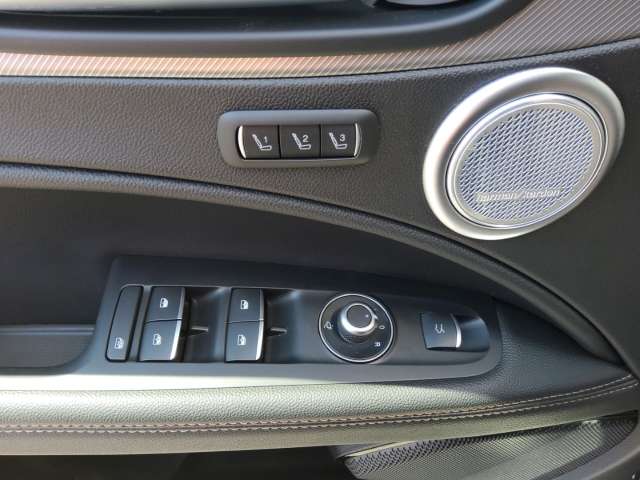 Fahrzeugbild eines Alfa Romeo Stelvio