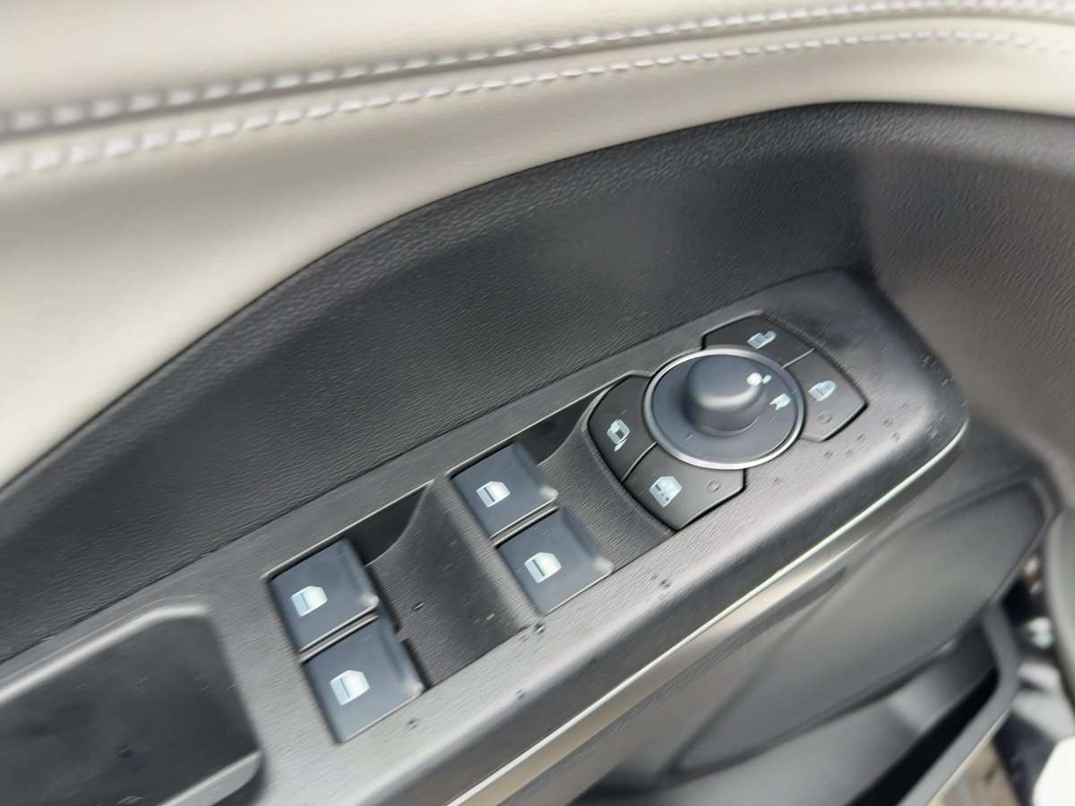 Fahrzeugbild eines Ford Puma Gen-E