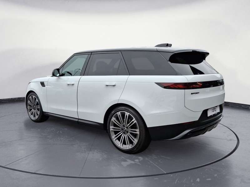 Fahrzeugbild eines Land Rover Range Rover Sport