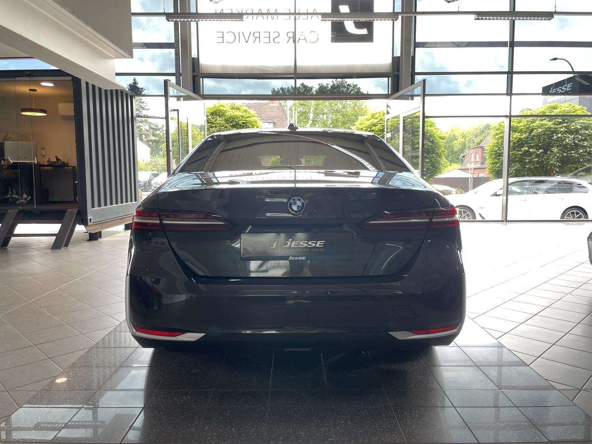 Fahrzeugbild eines BMW 5er-Reihe