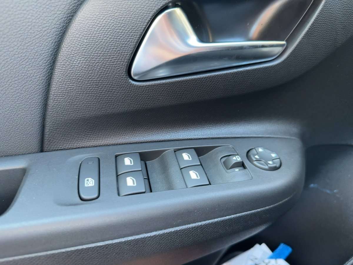Fahrzeugbild eines Opel Corsa