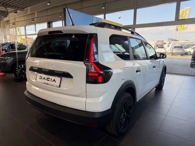 Fahrzeugbild eines Dacia Jogger