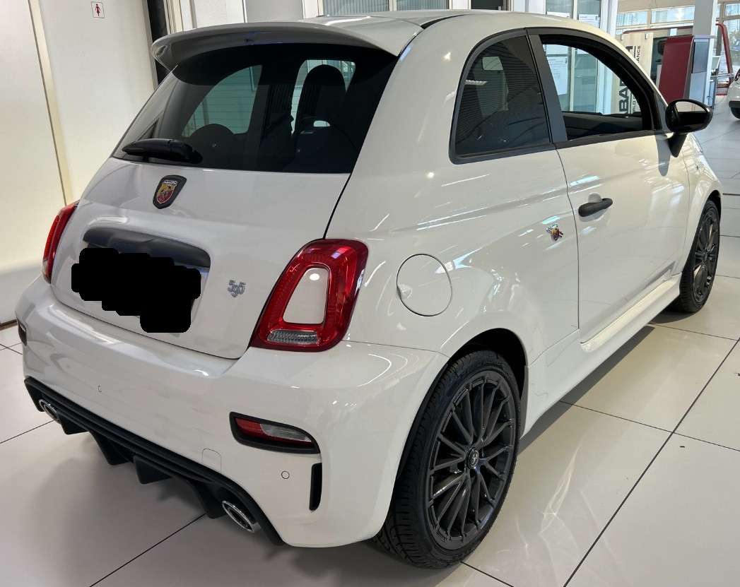 Fahrzeugbild eines Abarth 500e