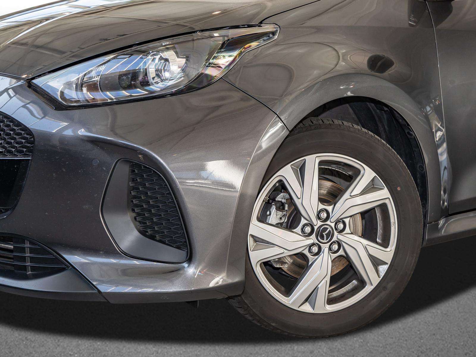 Fahrzeugbild eines Mazda Mazda2 Hybrid