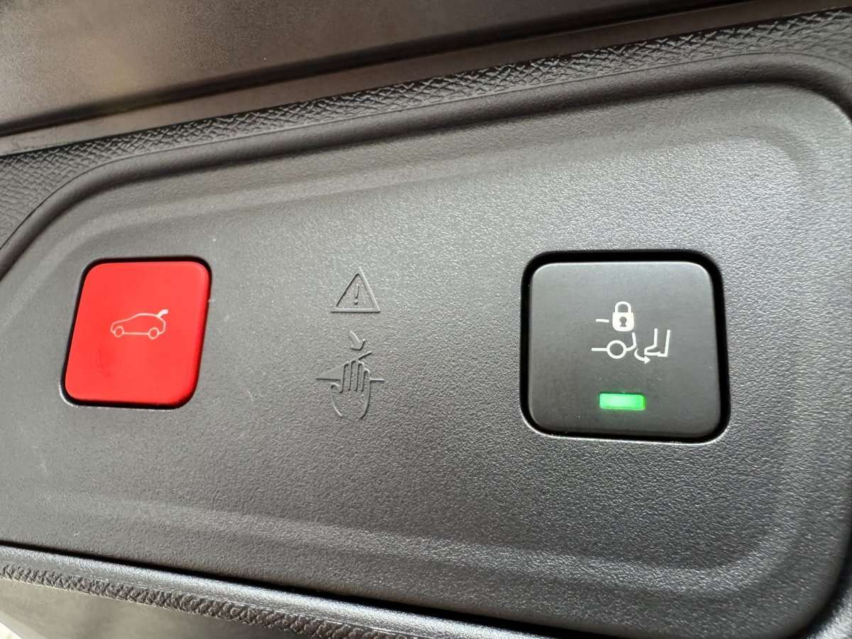 Fahrzeugbild eines Peugeot 3008