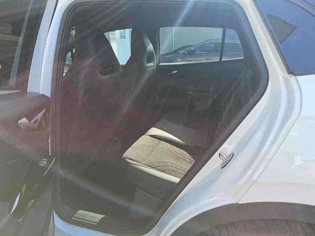 Fahrzeugbild eines Volkswagen ID.4