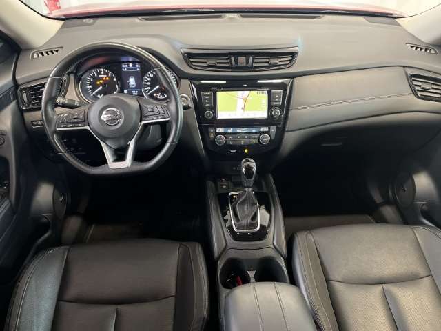 Fahrzeugbild eines Nissan X-TRAIL