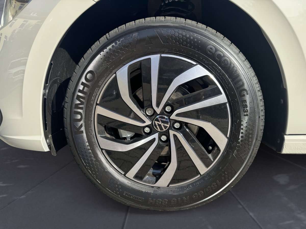 Fahrzeugbild eines Volkswagen Polo