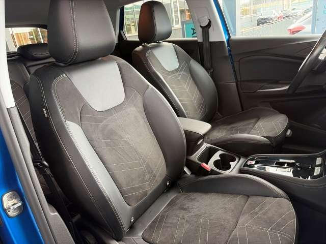 Fahrzeugbild eines Opel Grandland X