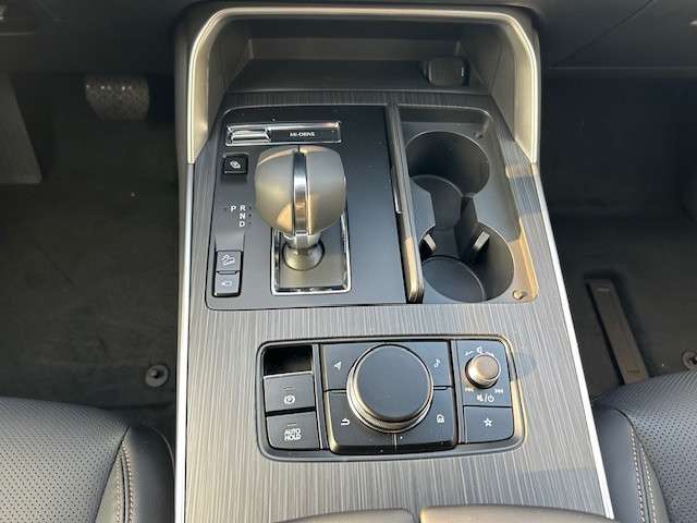 Fahrzeugbild eines Mazda CX-60