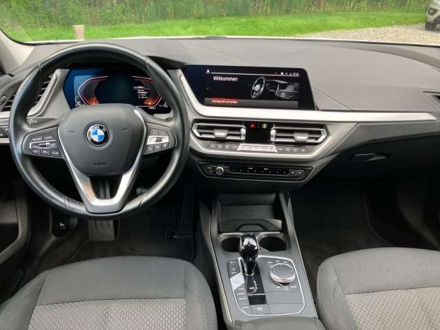 Fahrzeugbild eines BMW 1er-Reihe