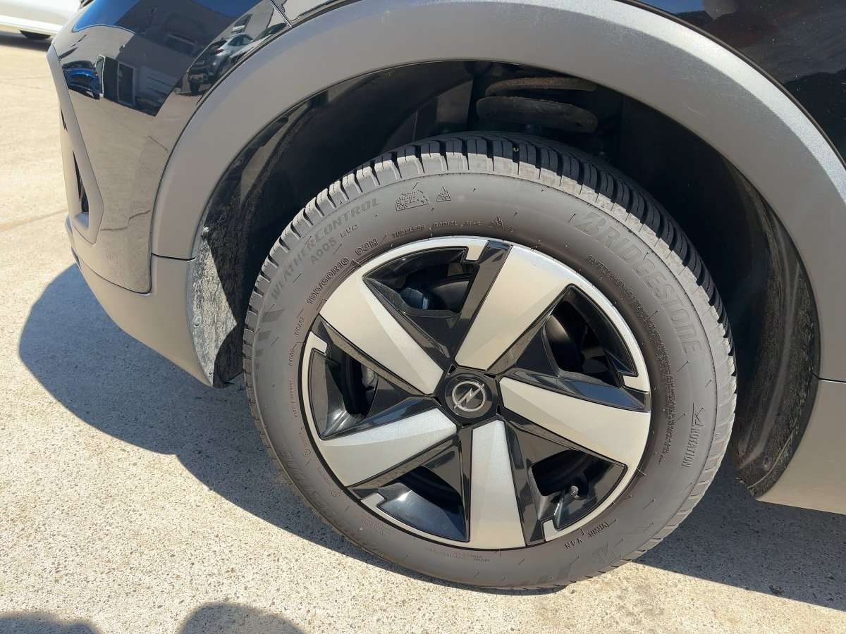 Fahrzeugbild eines Opel Crossland X