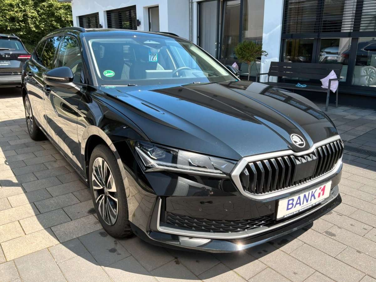 Fahrzeugbild eines Skoda Superb