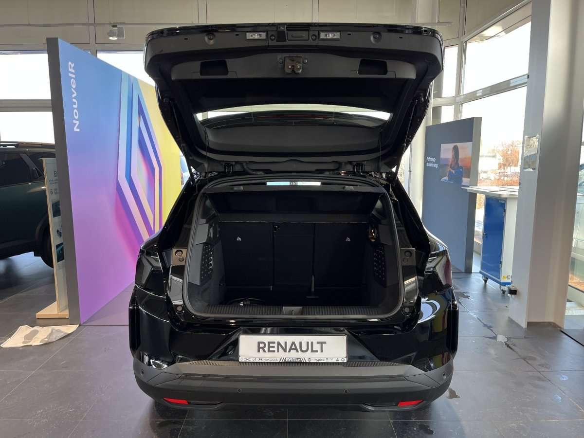 Fahrzeugbild eines Renault Scenic E-TECH