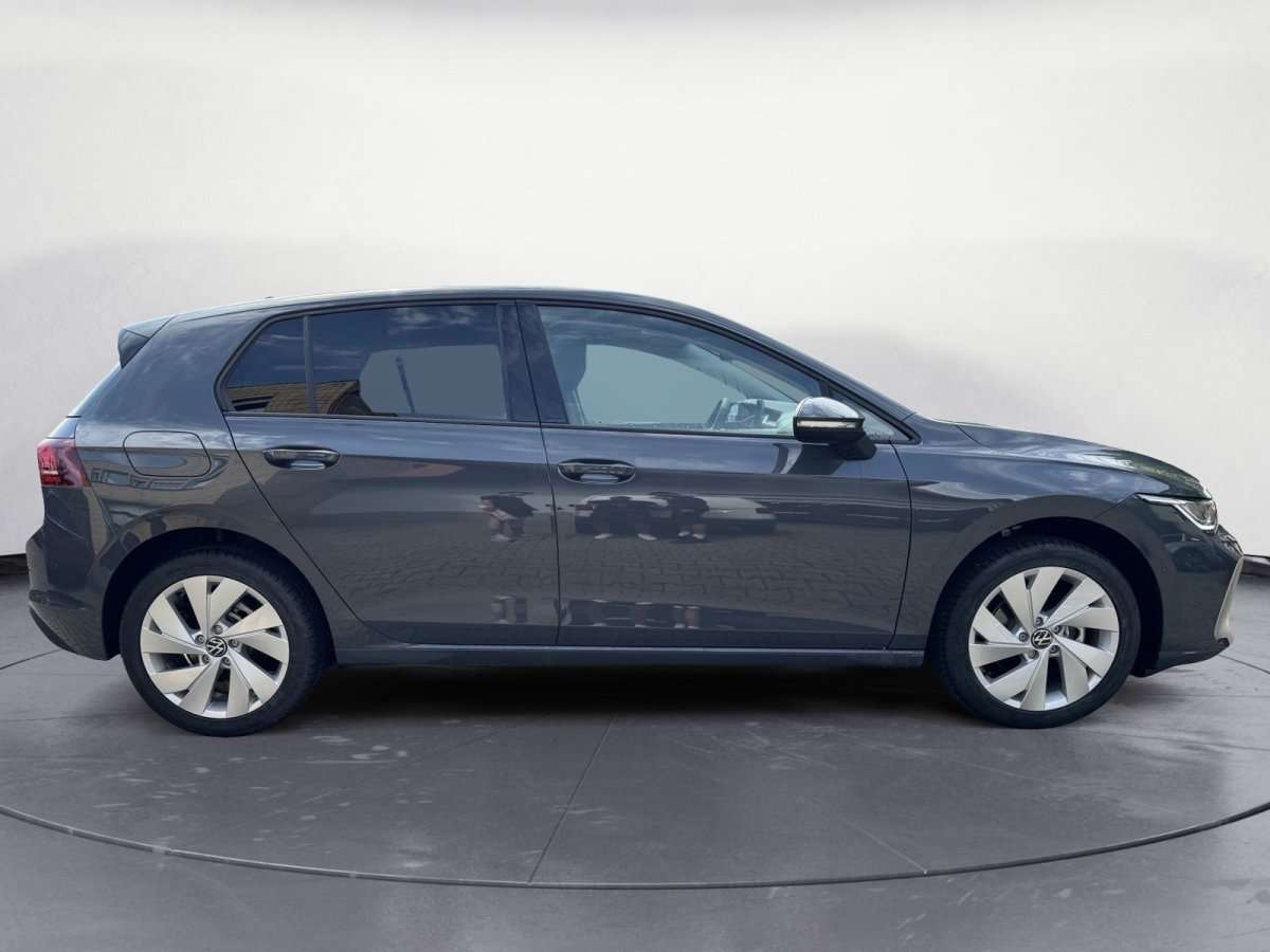Fahrzeugbild eines Volkswagen Golf