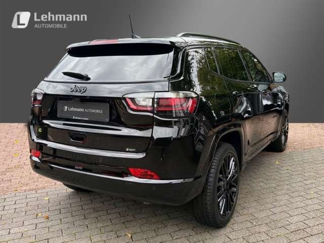 Fahrzeugbild eines Jeep Compass