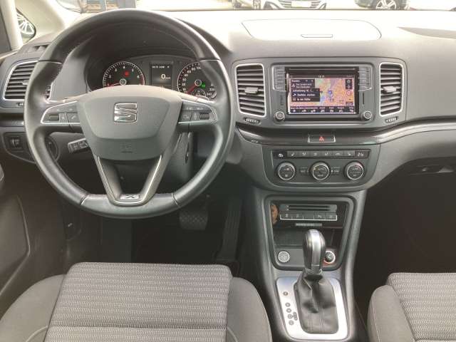 Fahrzeugbild eines SEAT Alhambra