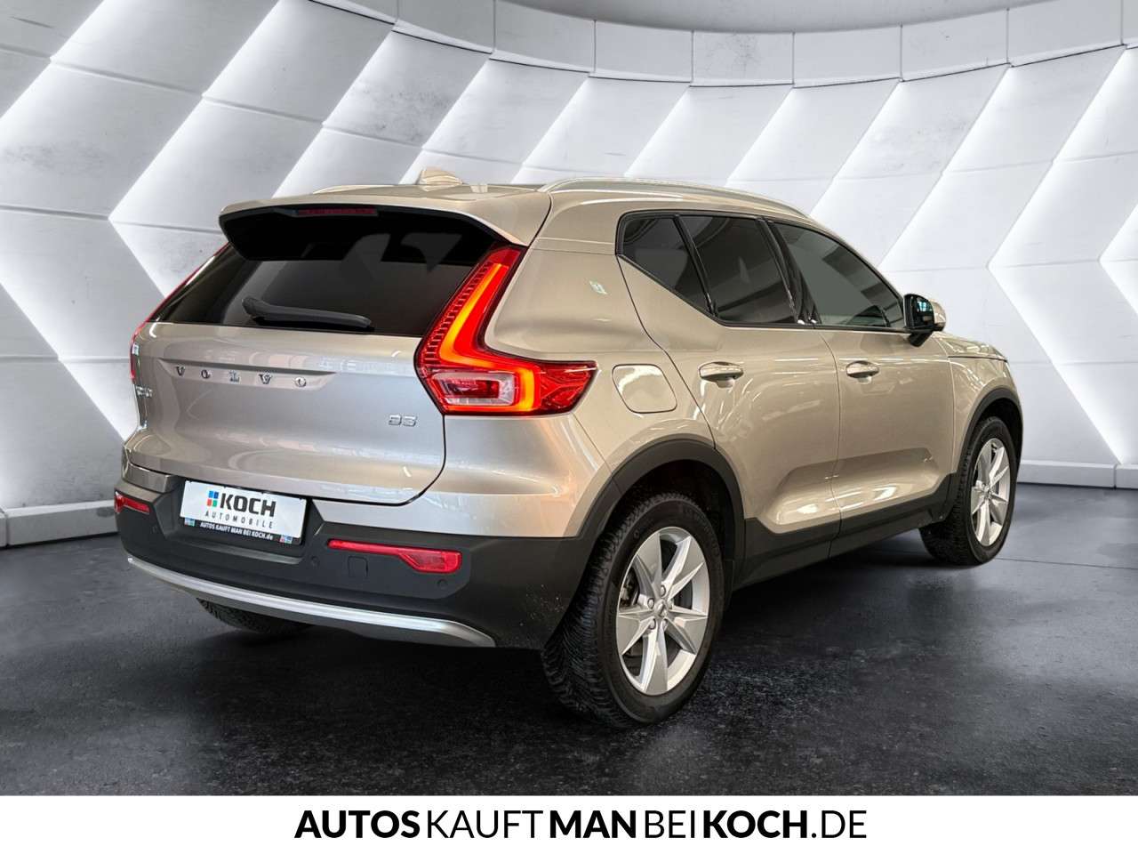 Fahrzeugbild eines Volvo XC40