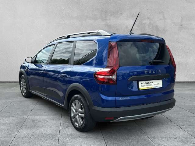 Fahrzeugbild eines Dacia Jogger