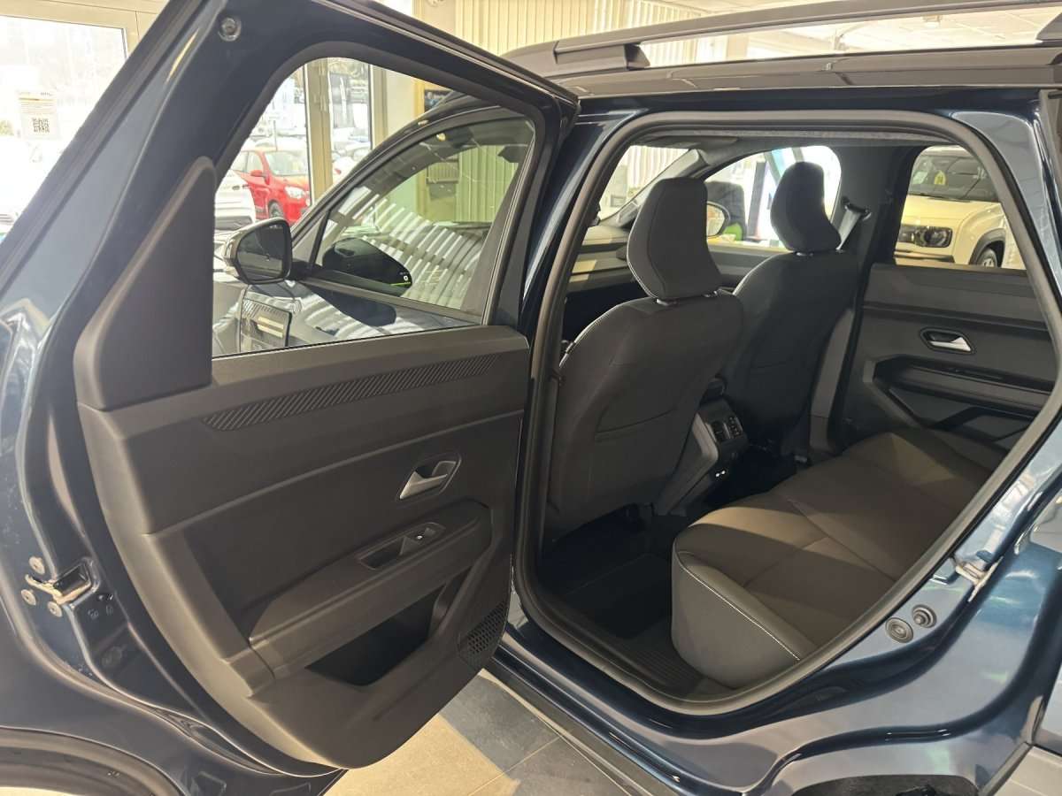 Fahrzeugbild eines Dacia Bigster