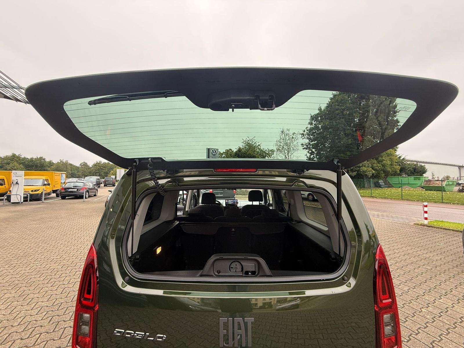 Fahrzeugbild eines Fiat Doblò