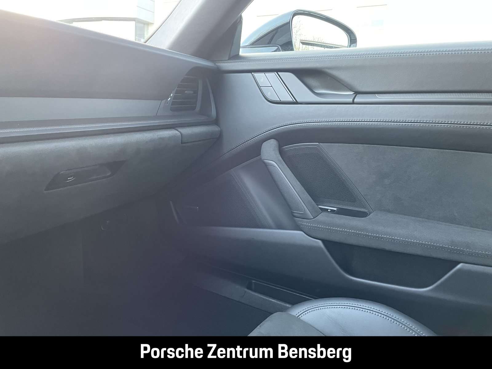 Fahrzeugbild eines Porsche 911