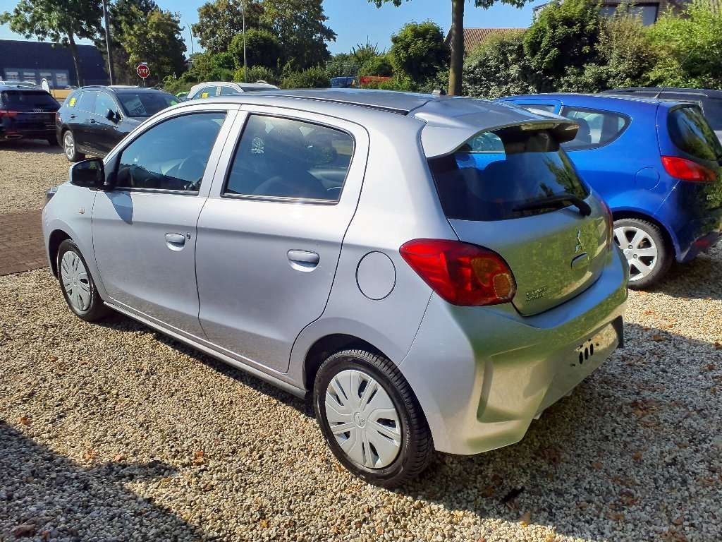 Fahrzeugbild eines Mitsubishi Space Star