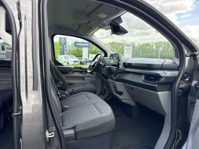 Fahrzeugbild eines Ford Transit Custom