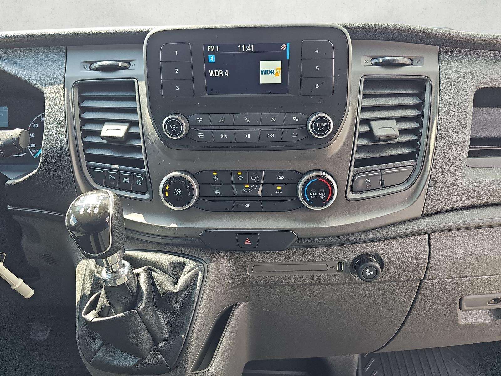 Fahrzeugbild eines Ford Transit Custom
