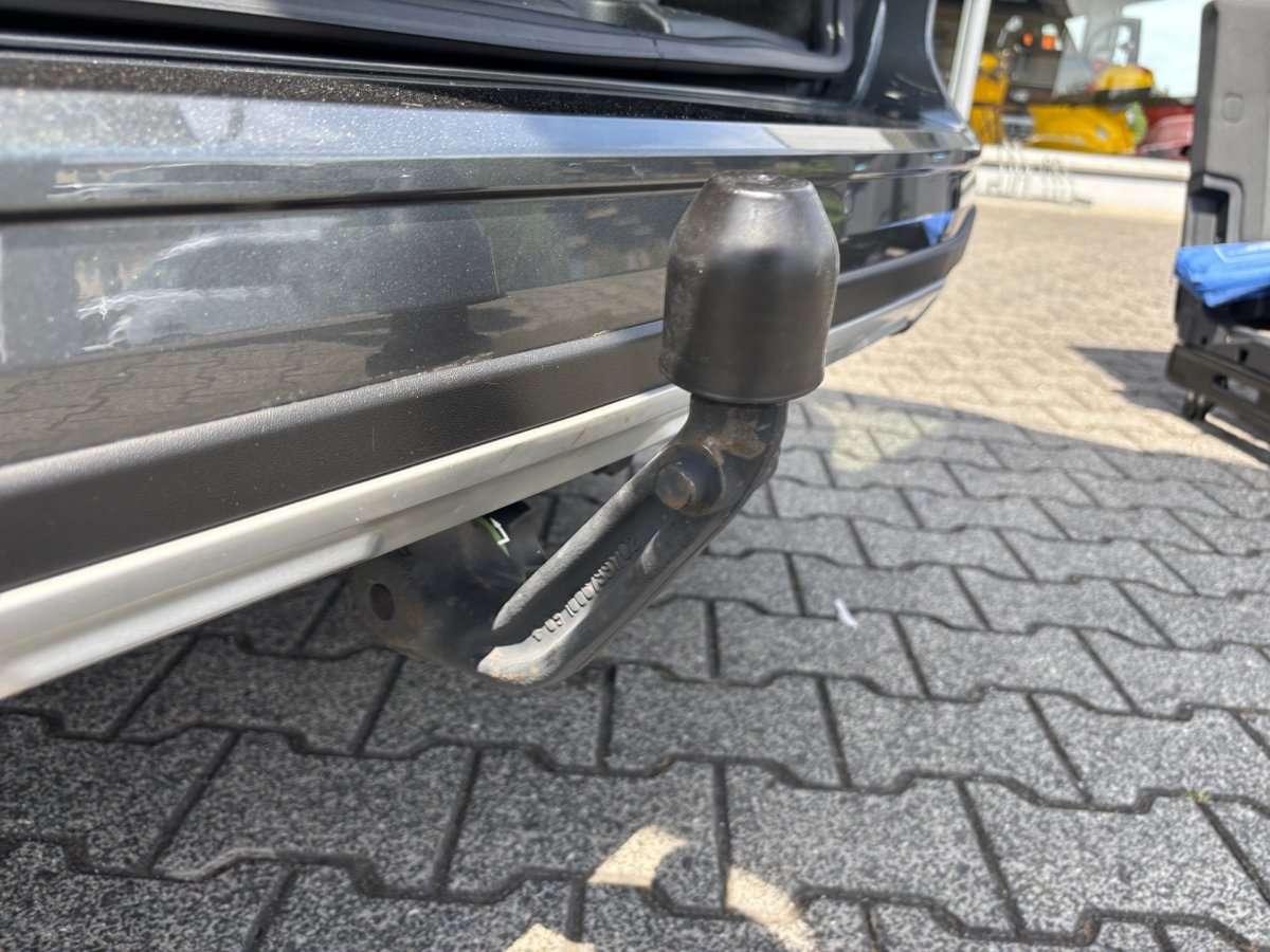 Fahrzeugbild eines Ford Tourneo Connect