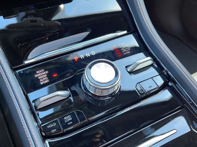 Fahrzeugbild eines Jeep Grand Cherokee