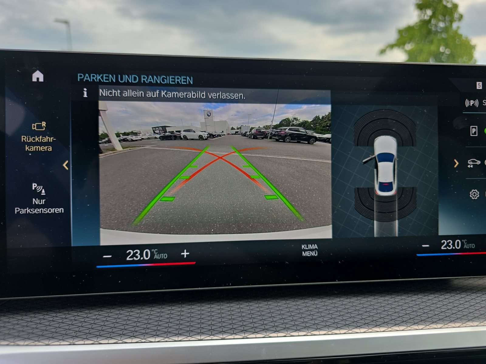 Fahrzeugbild eines BMW i4