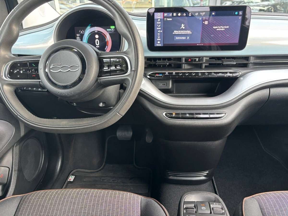 Fahrzeugbild eines Fiat 500